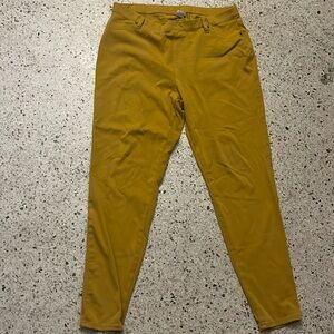 Yellow Jeggings